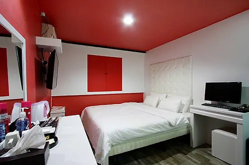 Hotel Atti 인천 2*,